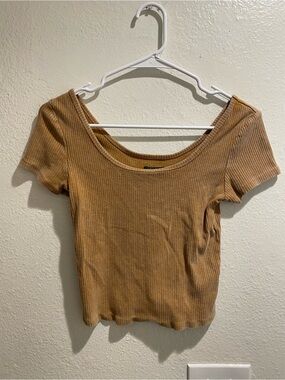 ✨ Wild Fable Amber Brown Ribbed Crop Baby Tee • Medium